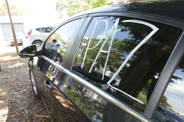 Temendo novas agressões, motoristas do Uber desistem de protesto