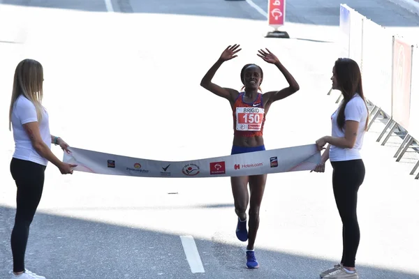 Queniana Brigid Kosgei sobra e vence a São Silvestre 2019