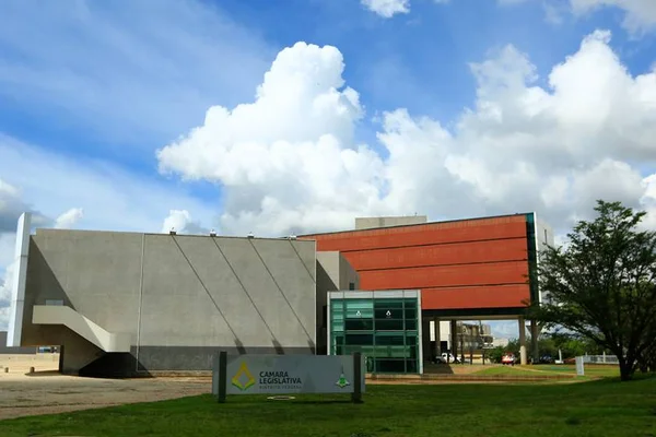 Troca-troca na CLDF: Iolando vai para GDF e 2º suplente assumirá vaga