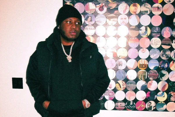 Imagem colorida de Tay Keith - Metrópoles