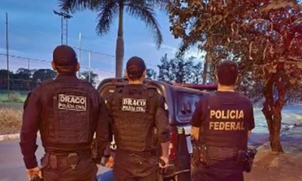 Operação contra o tráfico de drogas
