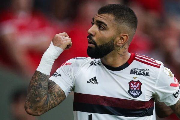 Foto colorida de Gabigol, em 2019, quando atuava pelo Flamengo - Metrópoles
