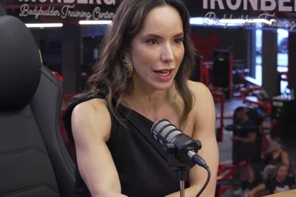 Influencer fitness Carol Borba
