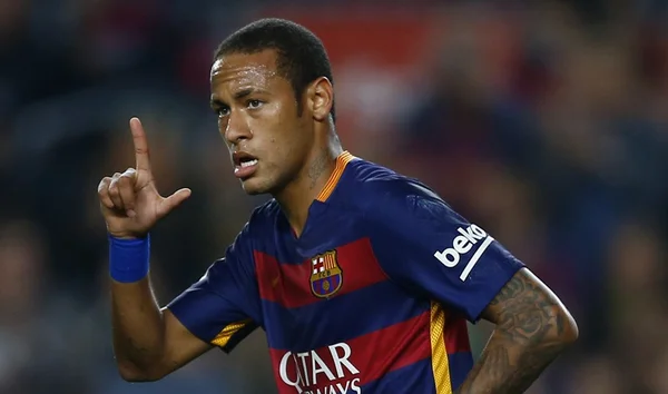 Neymar é o único brasileiro entre os 23 indicados ao prêmio de melhor do mundo