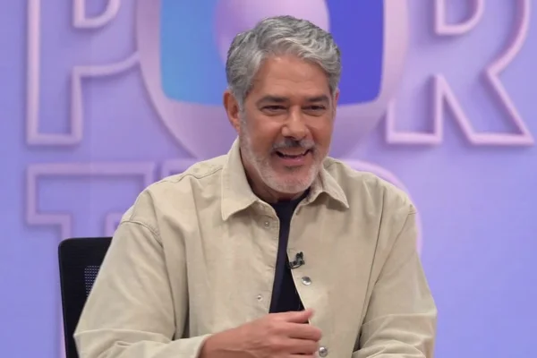 William Bonner fala sobre trabalho “intenso” e faz desabafo