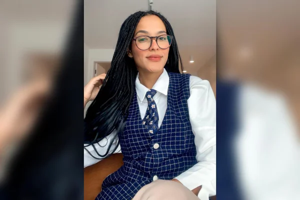 Servidora exonerada do Itamaraty comemora acordo de posse: “Vitória”