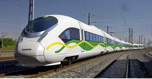 Transpequi. Chineses querem colocar nos trilhos o trem que vai ligar Brasília a Goiânia