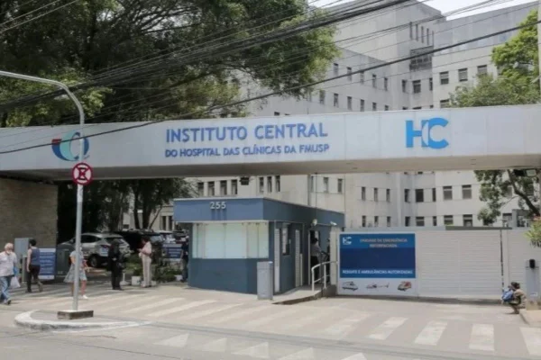 novo instituto hospital das clínicas atraso