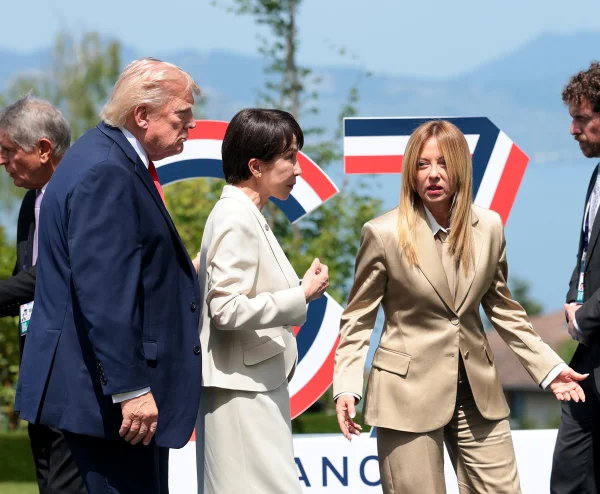 Donald Trump e Giorgia Meloni na cúpula G7