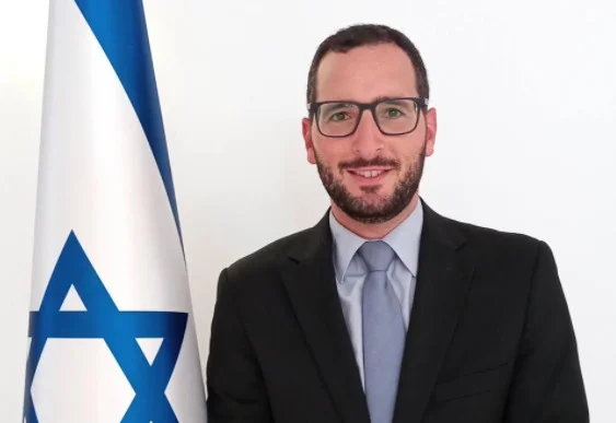 Chefe do departamento político da embaixada do país no Brasil, David Atar