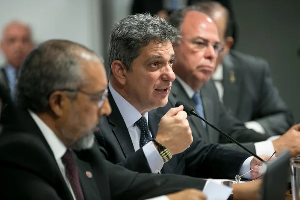 PT anuncia novas lideranças para Senado e Câmara
