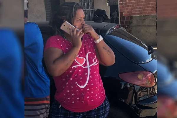 Grileira é flagrada com tornozeleira eletrônica em invasão no DF