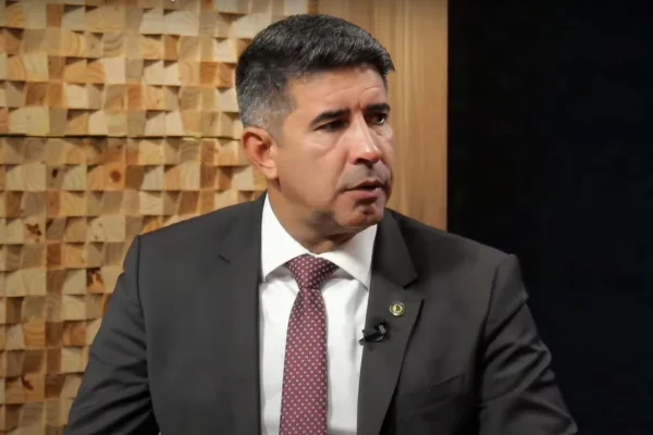 Roosevelt sobre carreiras militares no DF: “Precisamos reestruturar”
