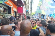 Apóstolo Estevam Hernandes participou de caminhada no Brás com Flávio Bolsonaro