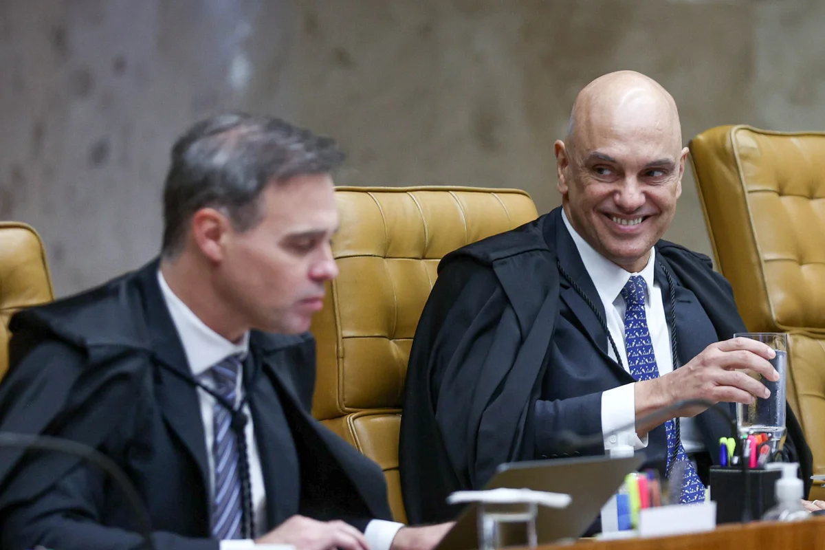 STF faz 1ª sessão após crise provocada por mensagens entre Vorcaro e Moraes - imagem 8 STF faz 1ª sessão após crise provocada por mensagens entre Vorcaro e Moraes - imagem 8