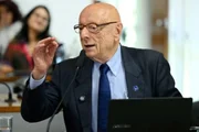 Esperidião Amin é nome defendido pelo governador Jorginho Melo Esperidião Amin é nome defendido pelo governador Jorginho Melo