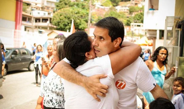 Confirmado 2º turno entre Luciano Rezende e Amaro Neto em Vitória