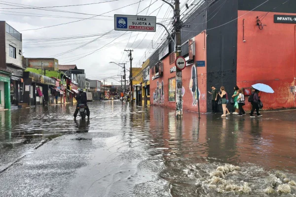 Rua Padre Viegas de Menezes, Itaquera
