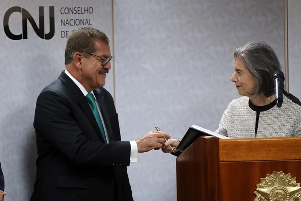Humberto Martins toma posse como corregedor nacional de Justiça
