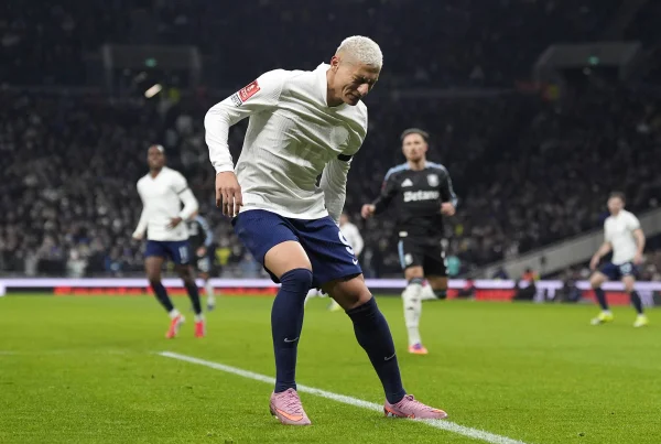 Foto colorida de Richarlison - Metrópoles