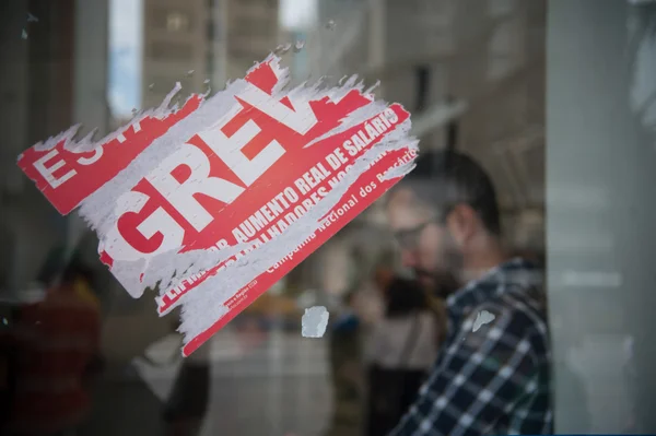 Bancários de todo o país podem entrar em greve a partir de 6 de outubro