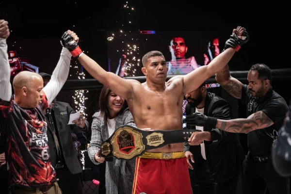BSB Fight 6: combates intensos agitaram noite de MMA em São Sebastião