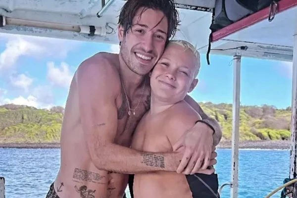 Foto colorida de Vinicius Martinez e David Lucca - Metrópoles