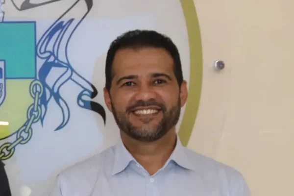 O suplente de senador Erik Marinho