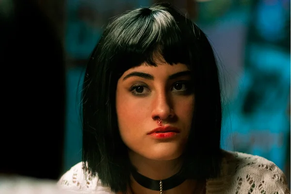 Day lança novo clipe