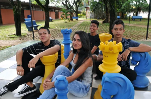 Alunos das escolas públicas do DF conquistam 43,4% das vagas do PAS