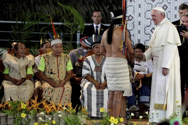 “Amazônia nunca esteve tão ameaçada”, diz papa