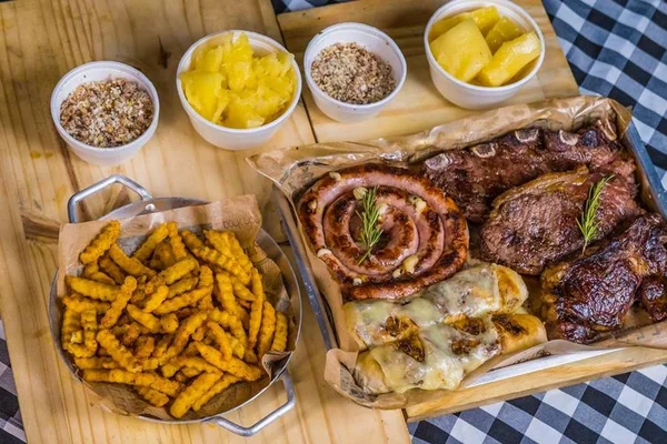 Focado em churrasco americano, Alecrim é point no Guará e Taguatinga