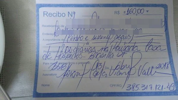 Coronavírus: com música do casamento, mulher se despede do marido