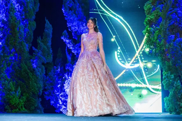 Letícia D’Amorim comemora os 15 anos em grande festa no Lago Sul