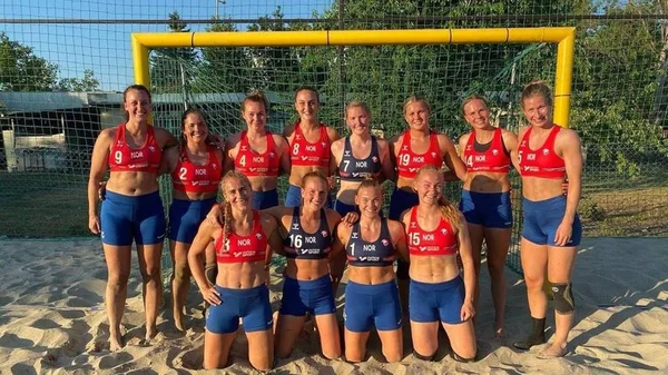 Seleção feminina de Handebol da Noruega é multada por não usar biquíni