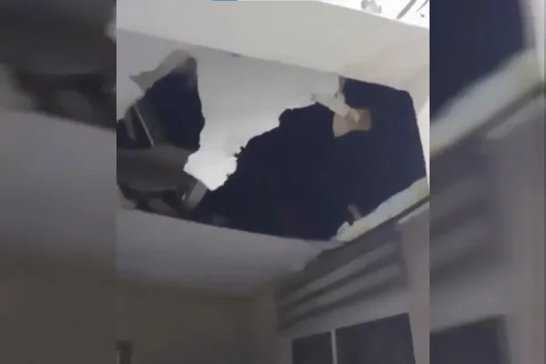 Em confronto no RJ, drone de criminosos lança granada e destrói casa