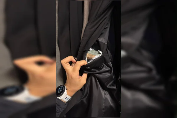 Operação Raio X: maço de dinheiro é encontrado em bolso de terno