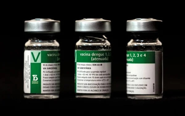 Imagem colorida de Vacina dengue
