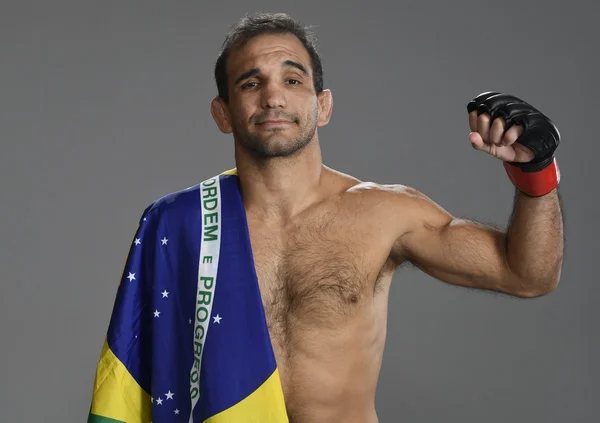 Rani Yahya testa positivo para Covid e luta  no UFC é cancelada