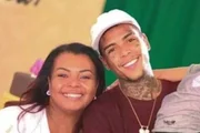 Mãe de MC Kevin, Val Negra detona delegada após fala sobre morte de cantor: "Respeito" Mãe de MC Kevin, Val Negra detona delegada após fala sobre morte de cantor: "Respeito"