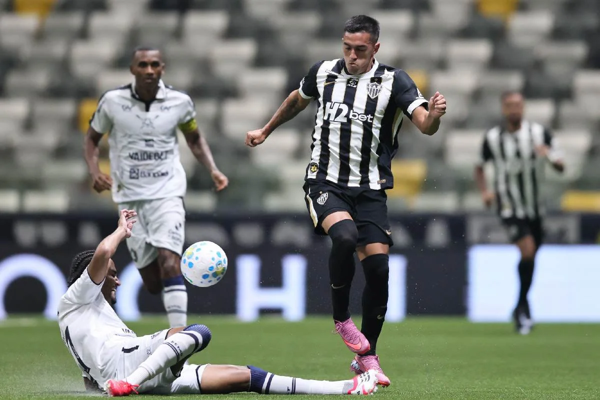 Remo e Atlético-MG se enfrentam no Mangueirão pela 22ª rodada do Campeonato Brasileiro Remo e Atlético-MG se enfrentam no Mangueirão pela 22ª rodada do Campeonato Brasileiro