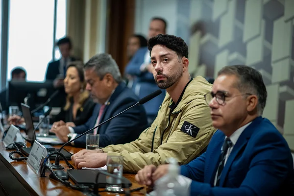 O influenciador Rico Melquíades, campeão da fazenda comparece nesta quarta -feira (13) a Comissão Parlamentar de Inquérito (CPI) do Senado, que apura supostas irregularidades em casas de apostas pela internet