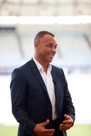 O ex-jogador recepcionou o membro da realeza no estádio O ex-jogador recepcionou o membro da realeza no estádio