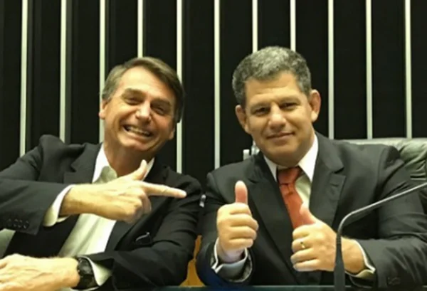 Confira a íntegra dos áudios trocados entre Bolsonaro e Bebianno