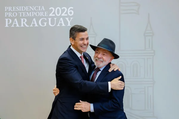 No Mercosul, Lula pede integração “acima de divergências ideológicas” - destaque galeria