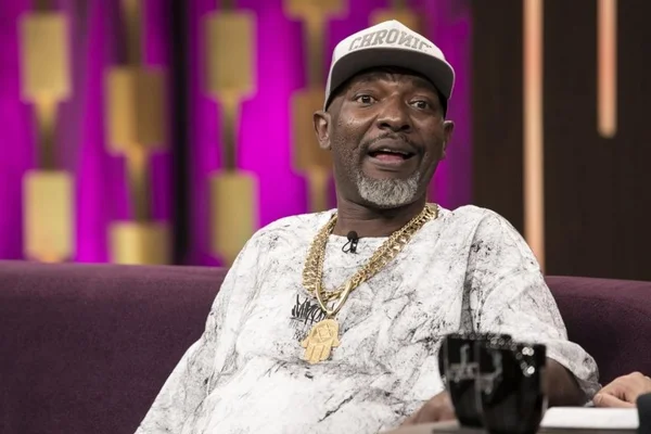 “Deus vai vir com a cura”, diz Mr. Catra sobre câncer no estômago