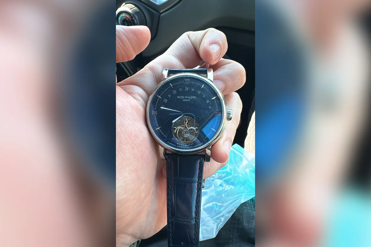 Veja os carrões de luxo apreendidos pela PF em ação contra desvios na Saúde - imagem 12 Veja os carrões de luxo apreendidos pela PF em ação contra desvios na Saúde - imagem 12