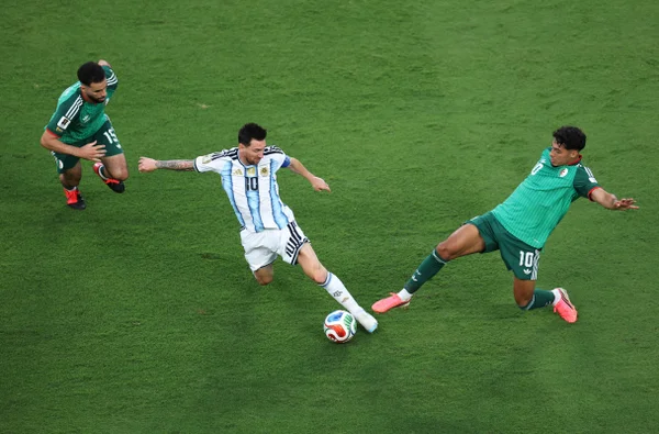 Argentina e Argélia se enfrentaram pela 1ª rodada da Copa do Mundo