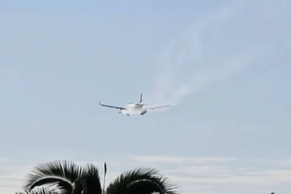 Avião fumaça Brasília