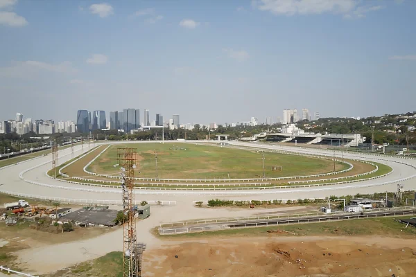 Imagem aérea de pista de Jockey Club - Metrópoles